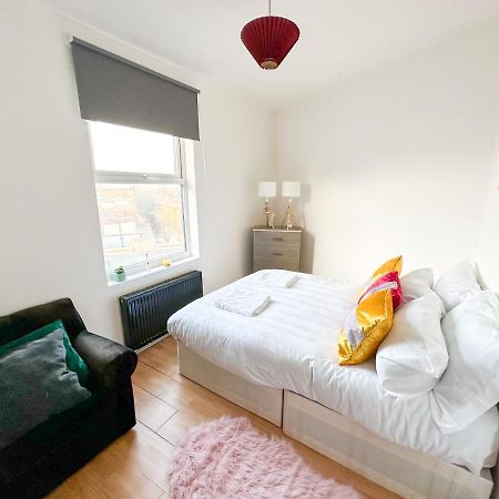 Appartamento 210 Coldharbour Lane Londra Esterno foto