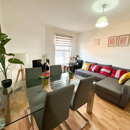 Appartamento 210 Coldharbour Lane Londra Esterno foto