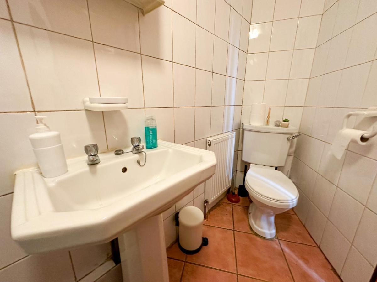 Appartamento 210 Coldharbour Lane Londra Esterno foto
