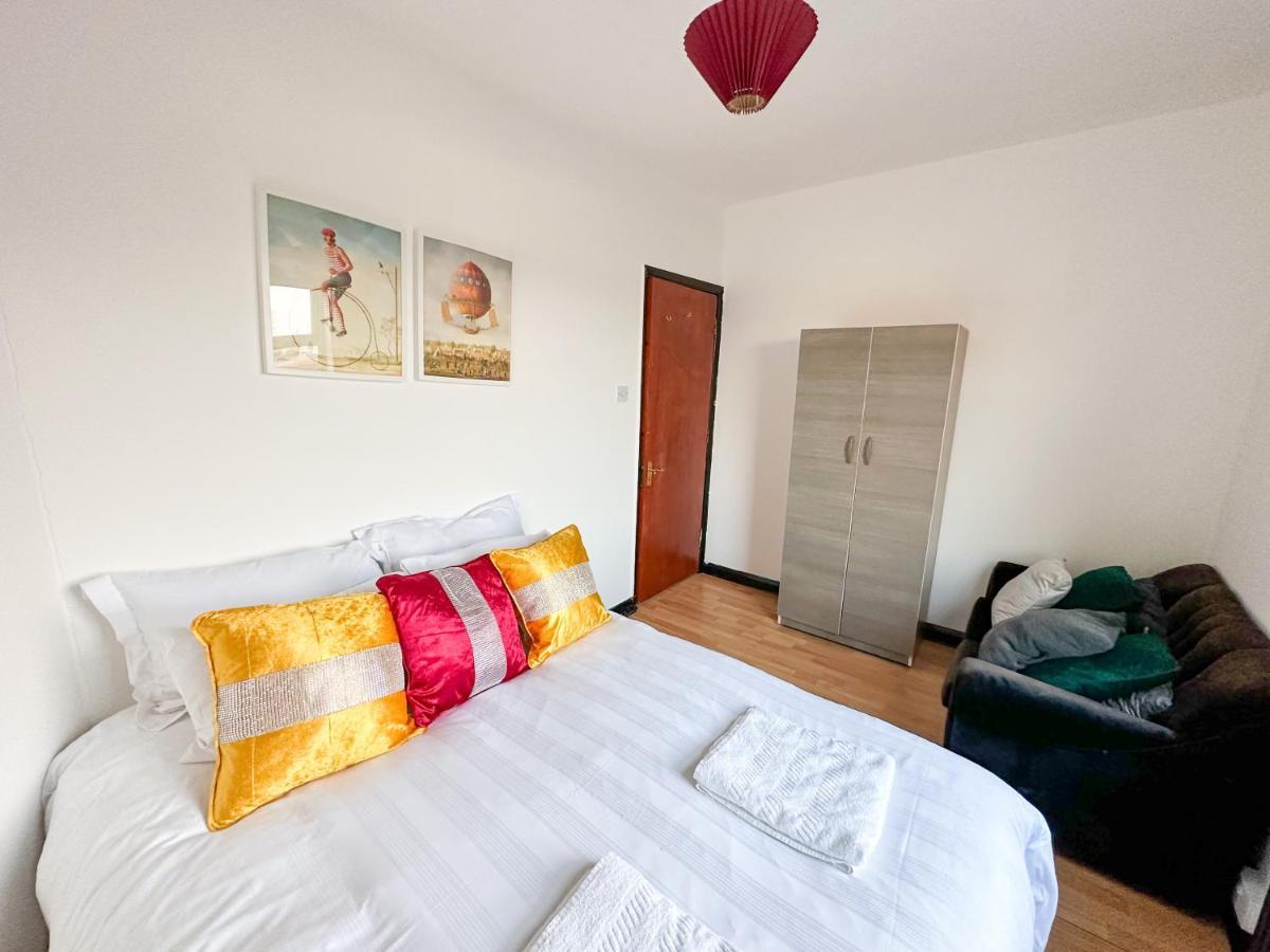 Appartamento 210 Coldharbour Lane Londra Esterno foto
